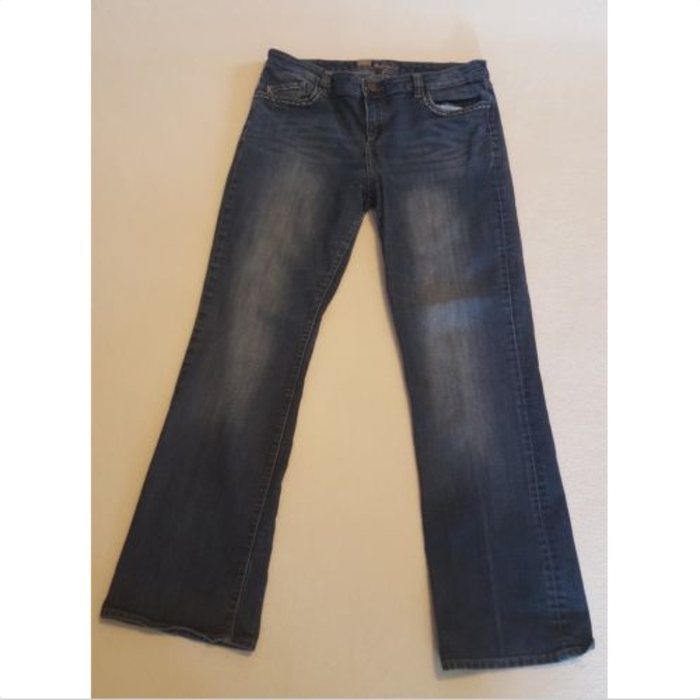 Kut from the Kloth flap pocket boot cut jeans